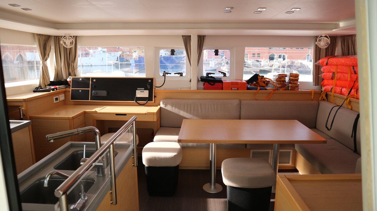 Lagoon 450 - 4 + 2 cab., picture 14