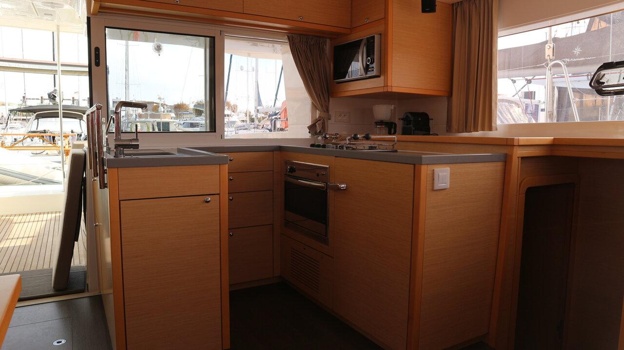 Lagoon 450 - 4 + 2 cab., picture 17