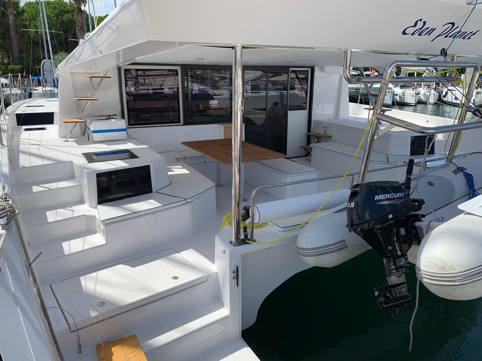 Dufour 48 Catamaran - 5 + 1 cab. - Eden Planet, picture 12