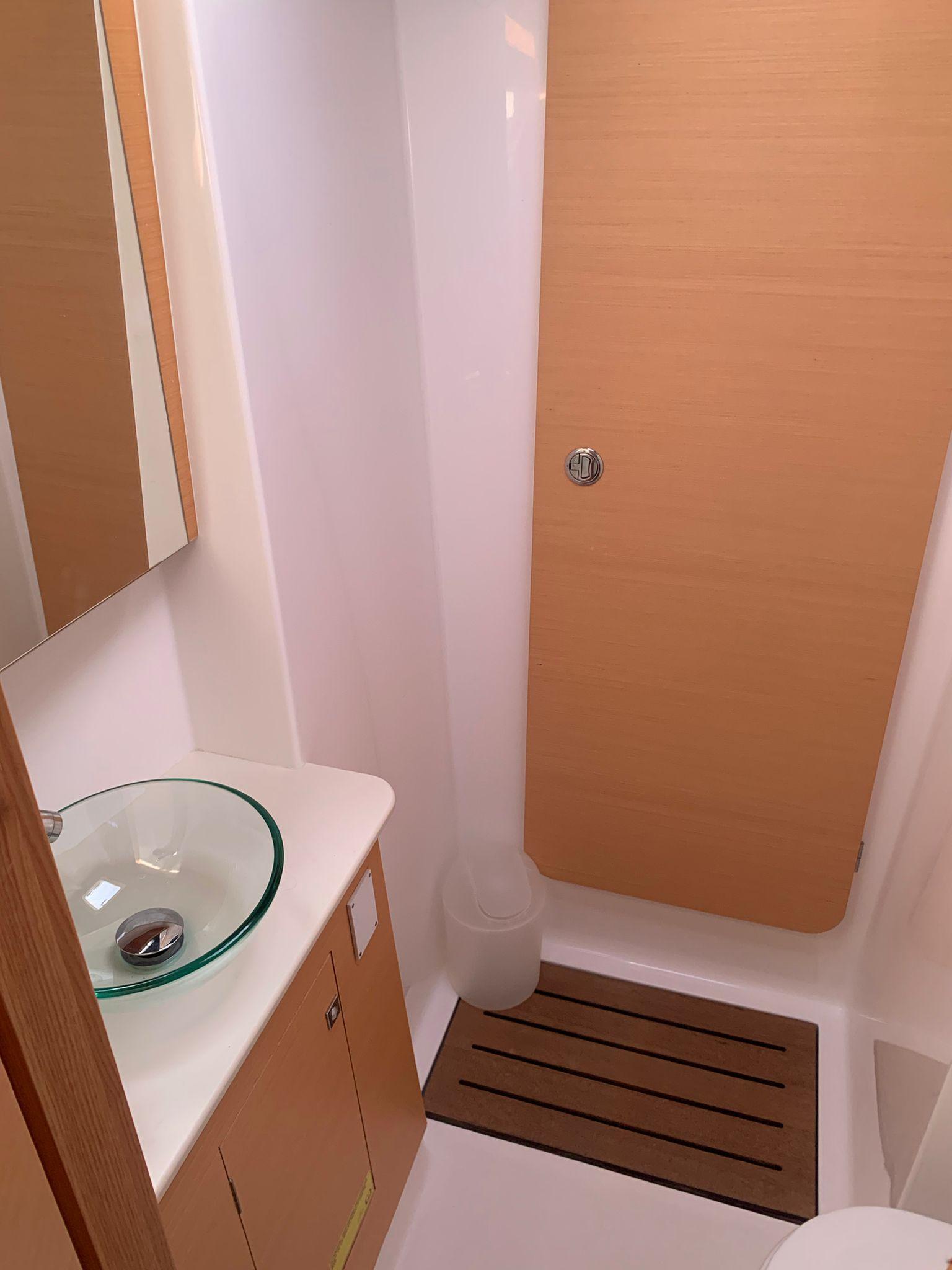 Dufour 48 Catamaran - 5 + 1 cab. - Eden Planet, picture 5