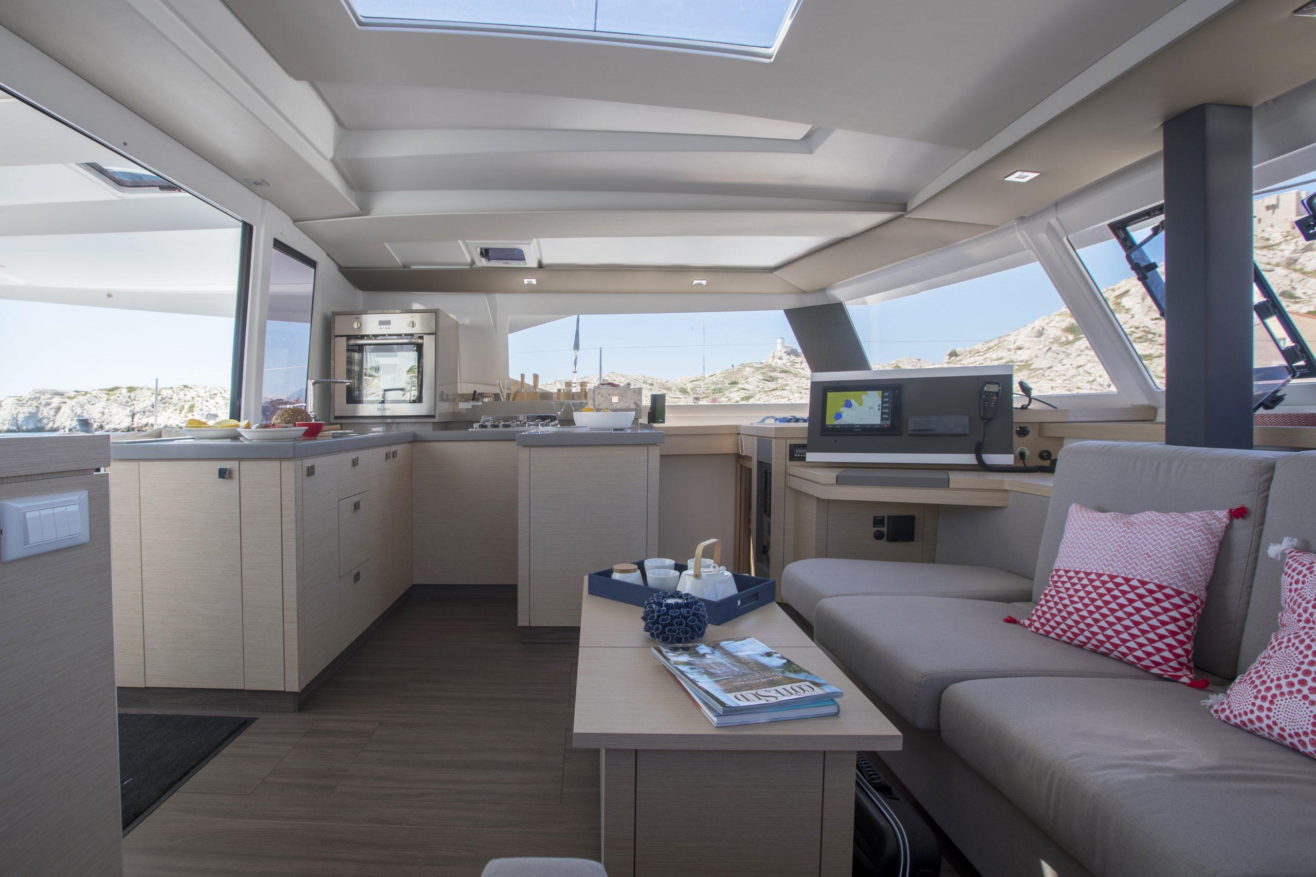 Fountaine Pajot Astrea 42 - 4 + 2 cab. - Timeless Planet, picture 3