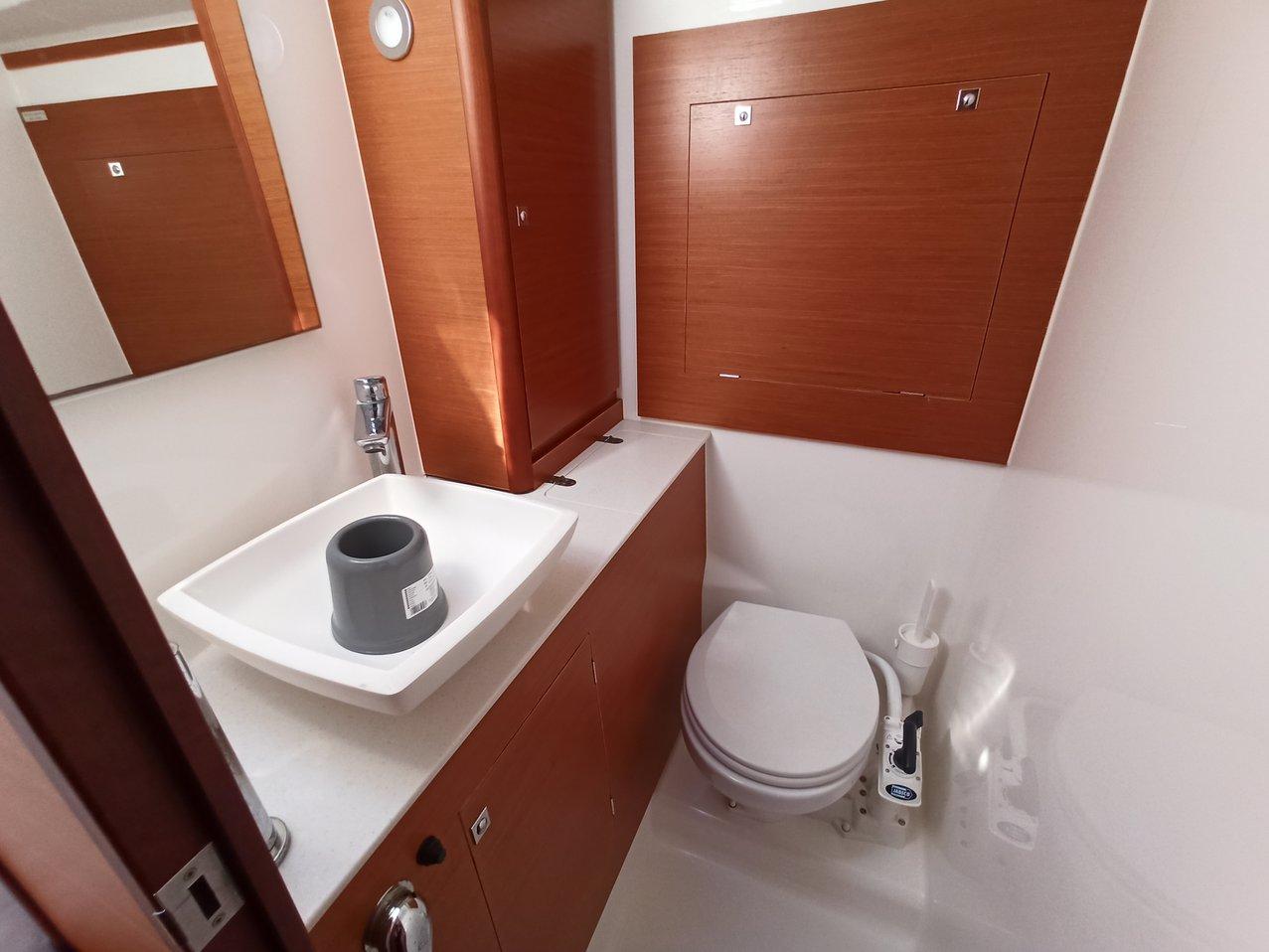 Dufour 390 GL, picture 12