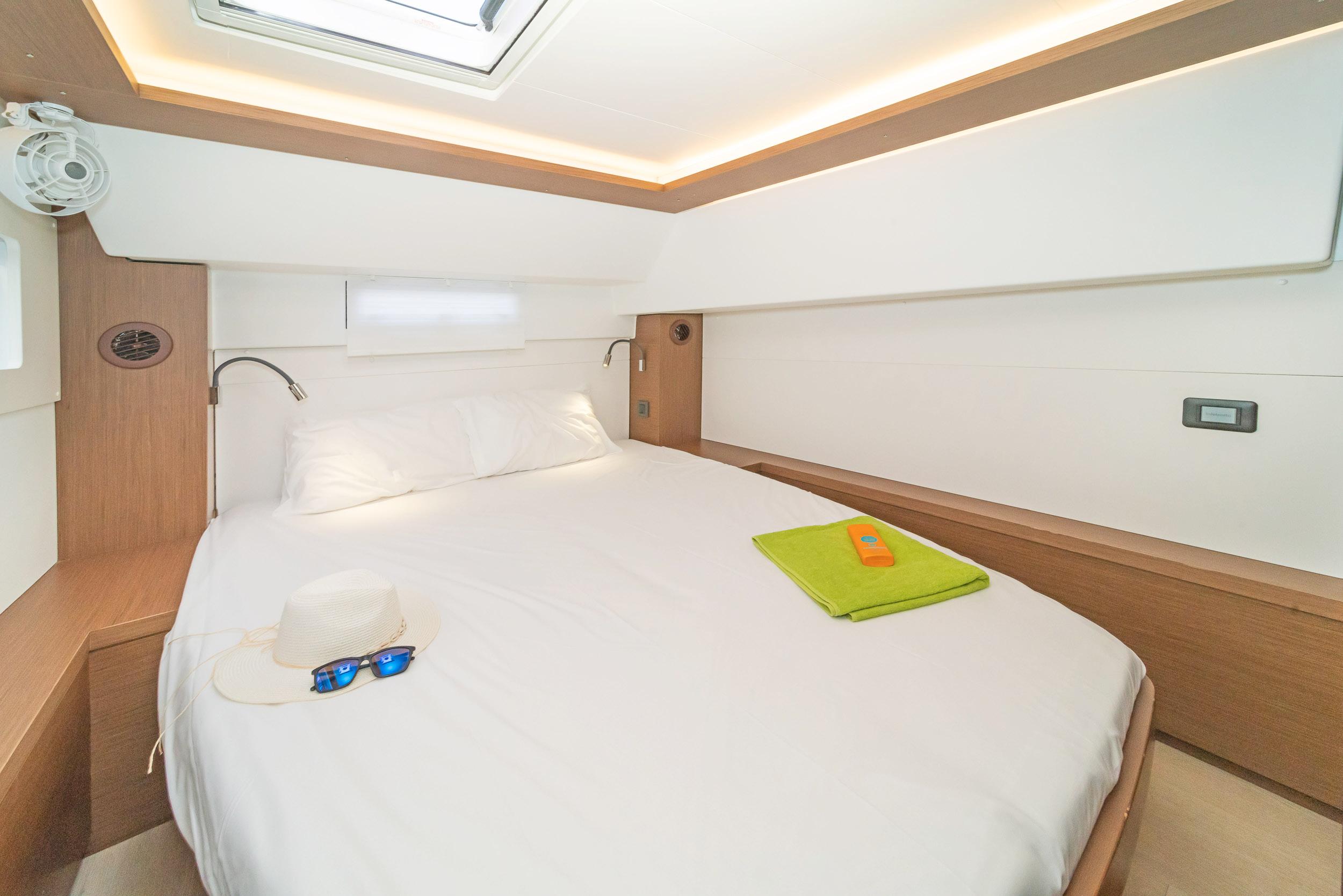Lagoon 46 - 4 + 2 cab., picture 12