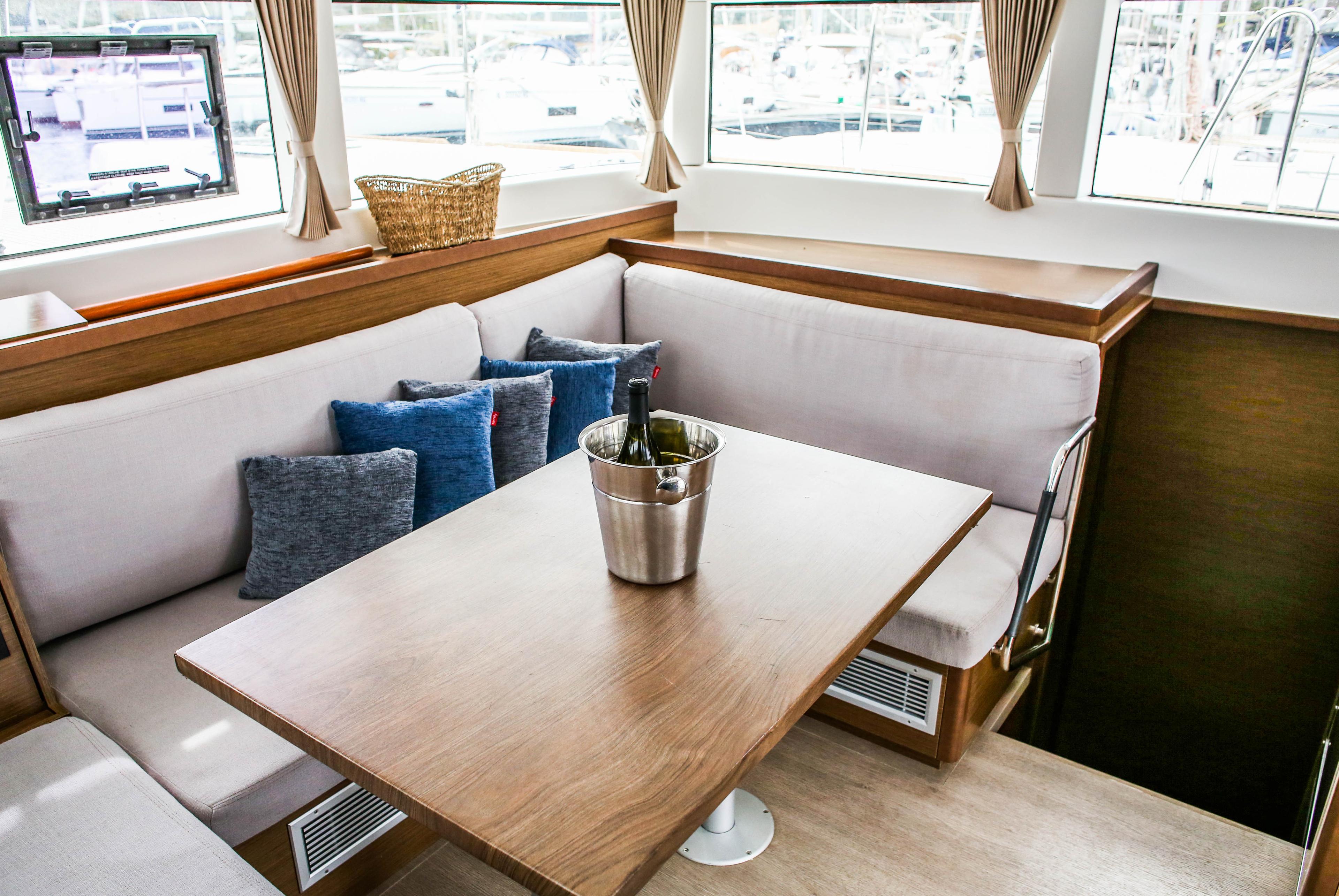 Lagoon 40 - 4 + 2 cab, picture 12