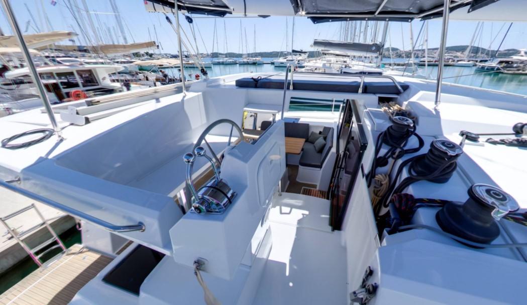 Fountaine Pajot Astrea 42 - 4 + 2 cab., picture 3