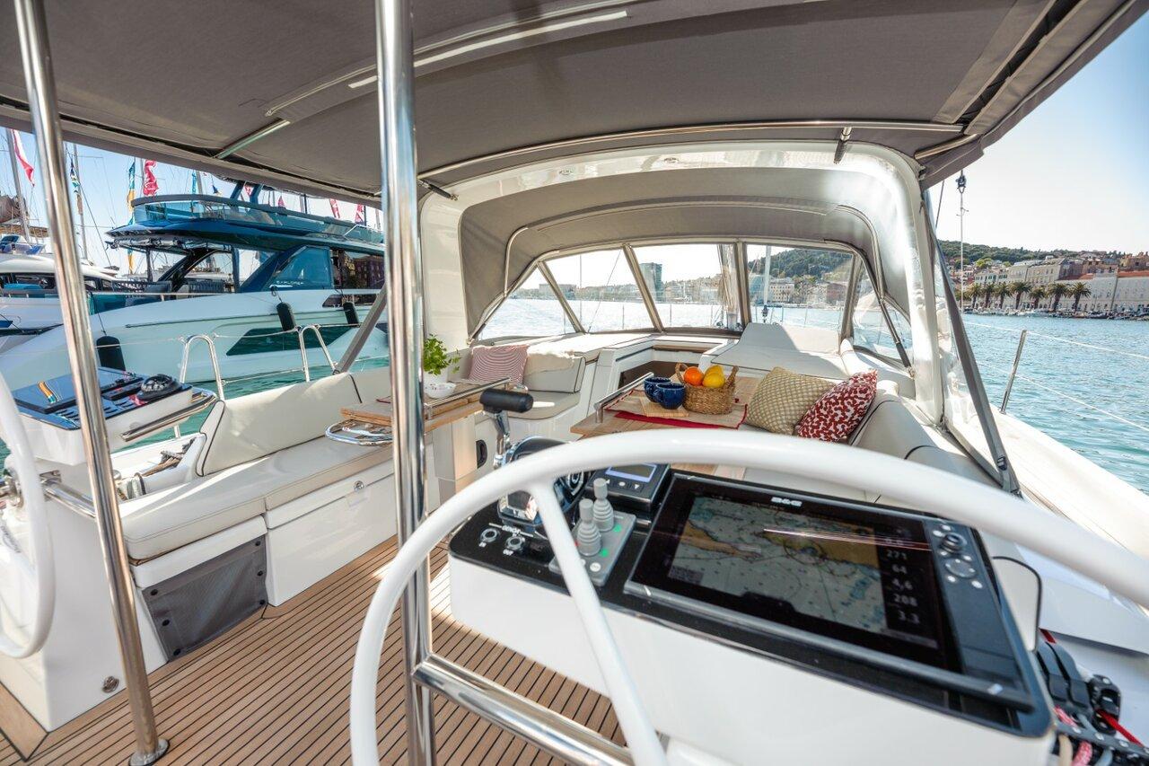 Oceanis 54 - 3 + 1 cab., picture 13