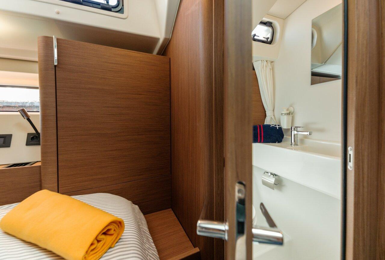 Oceanis 54 - 3 + 1 cab., picture 26