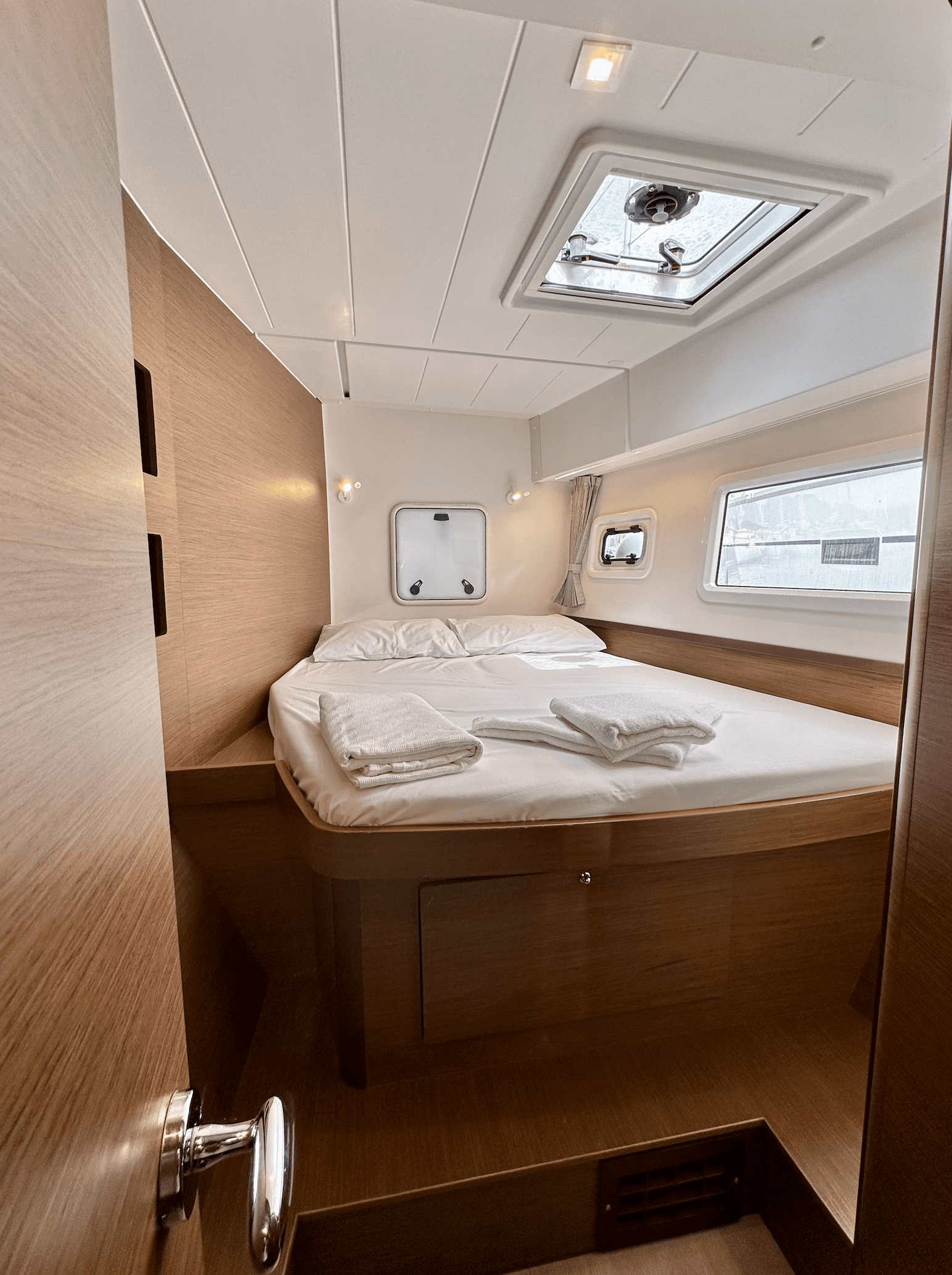 Lagoon 42 - 4 + 2 cab., picture 18