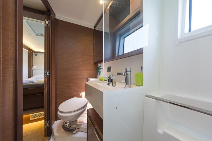 Lagoon 46 - 4 + 2 cab., picture 8