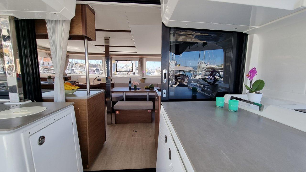 Lagoon 46 - 4 + 2 cab., picture 11