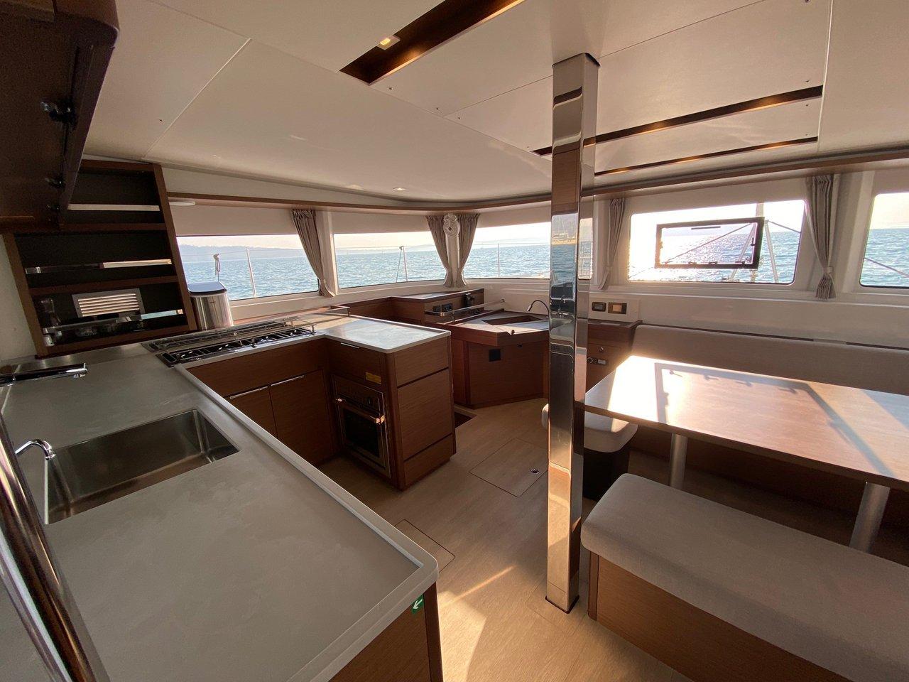 Lagoon 46 OW - 3 + 2 cab., picture 6