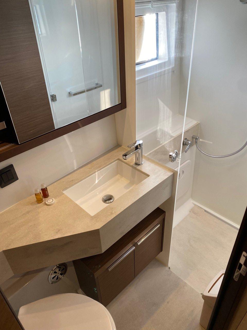 Lagoon 46 OW - 3 + 2 cab., picture 11