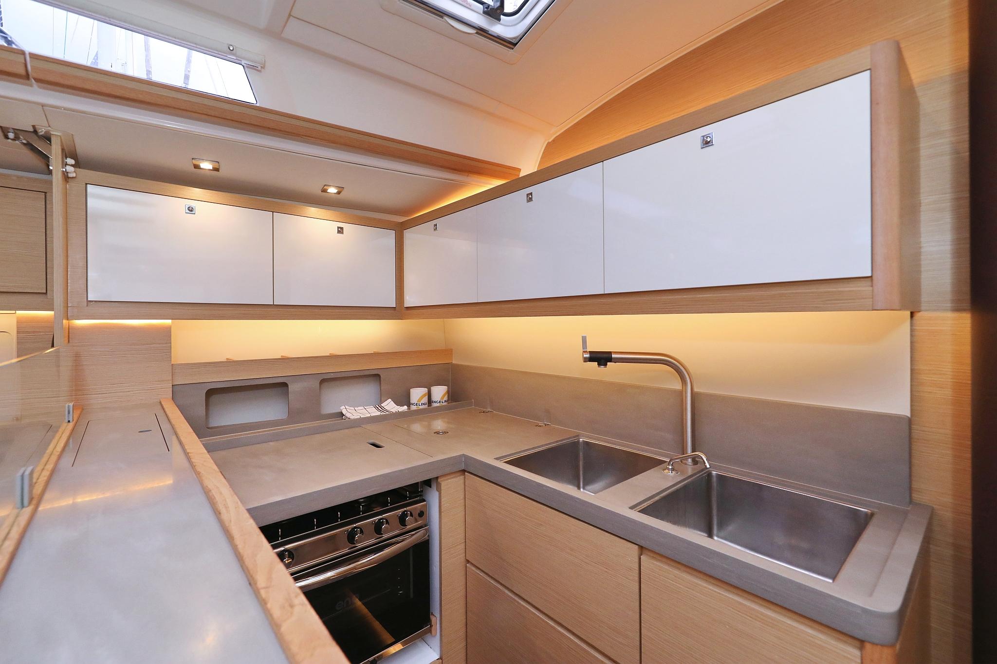 Dufour 530 - 6 cab., picture 41