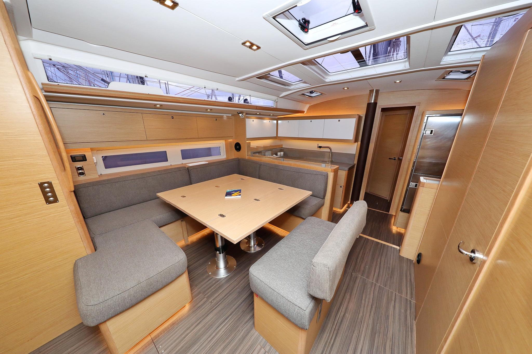 Dufour 530 - 6 cab., picture 14