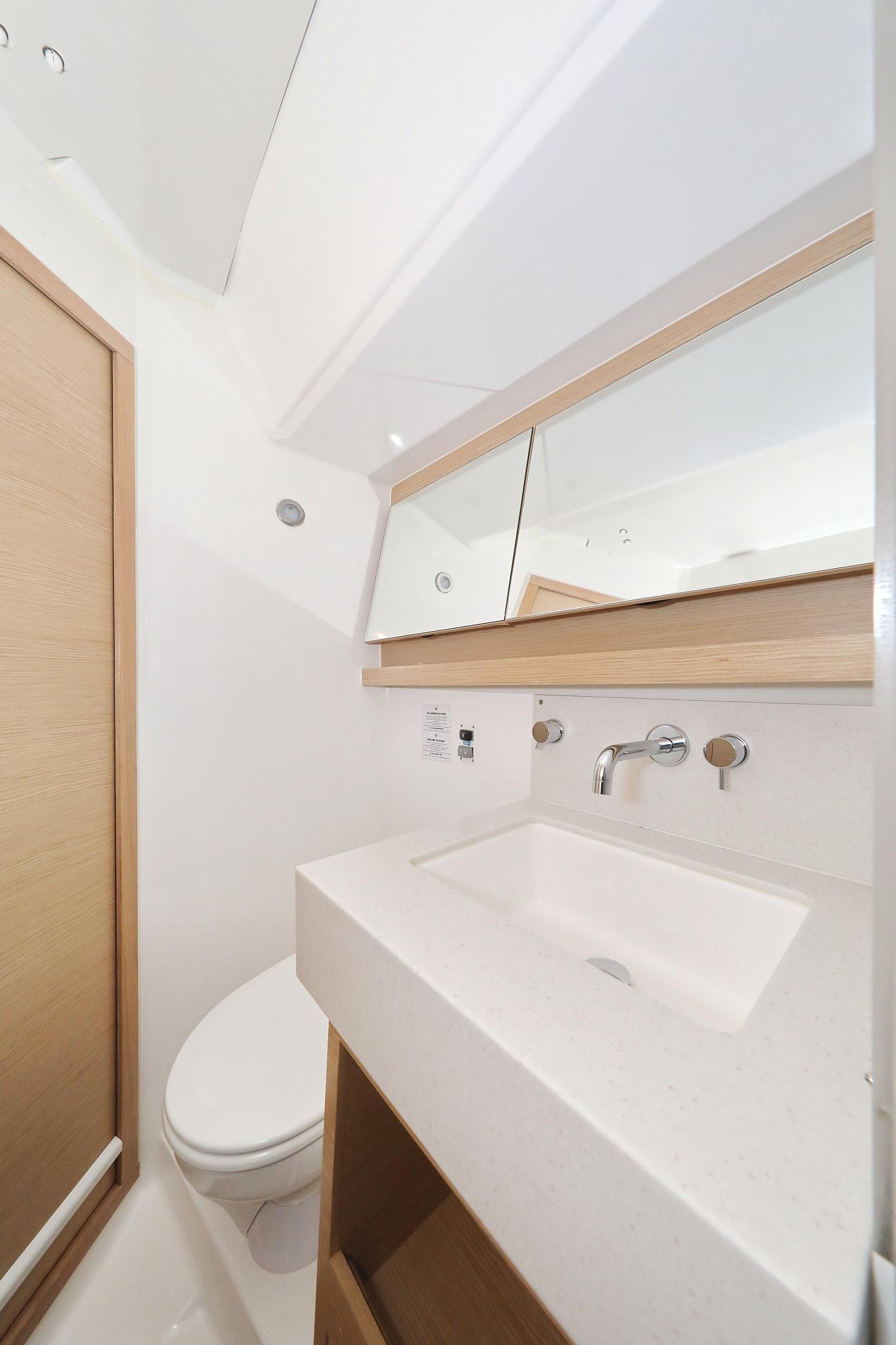 Dufour 530 - 6 cab., picture 36