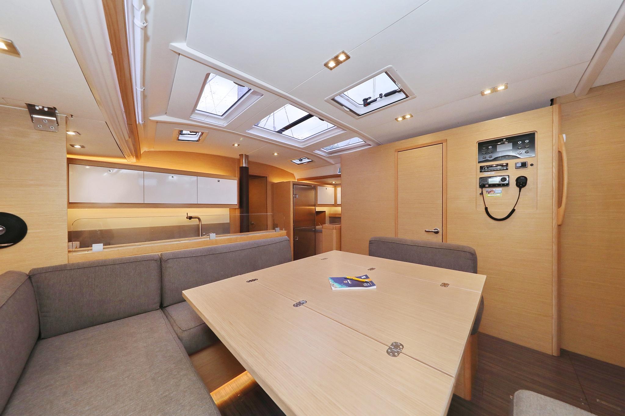 Dufour 530 - 6 cab., picture 15