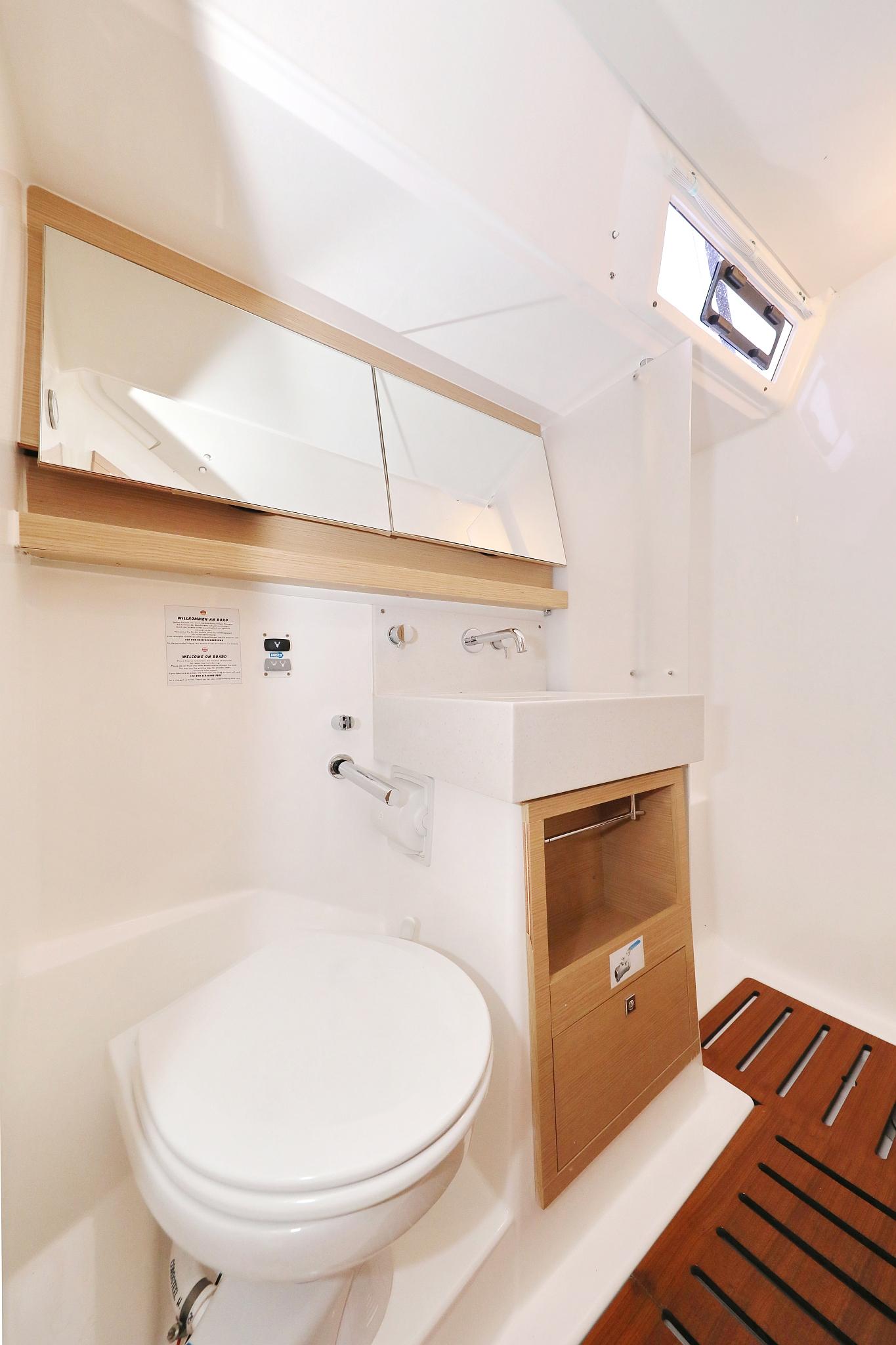 Dufour 530 - 6 cab., picture 34