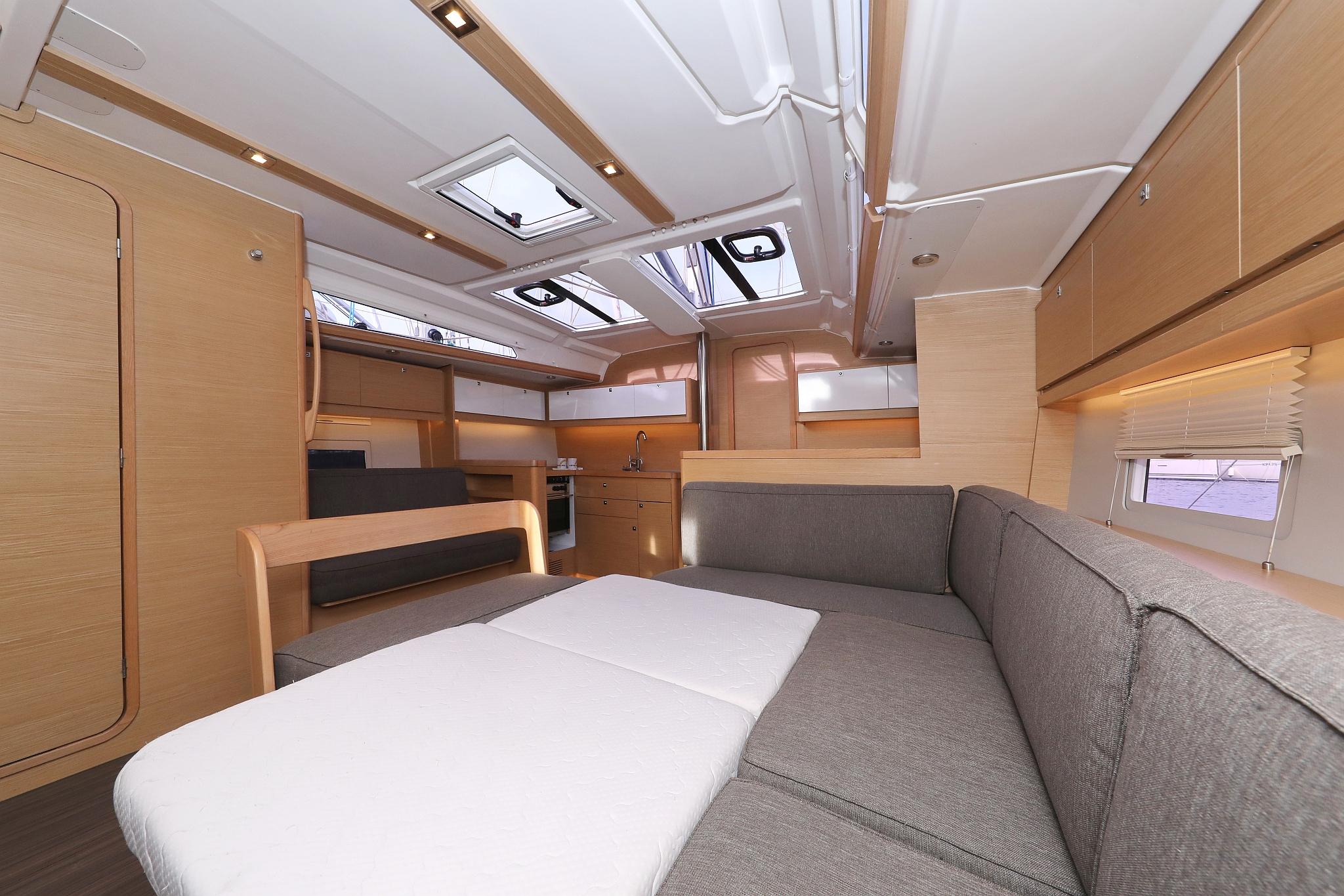 Dufour 430 - 3 cab., picture 44