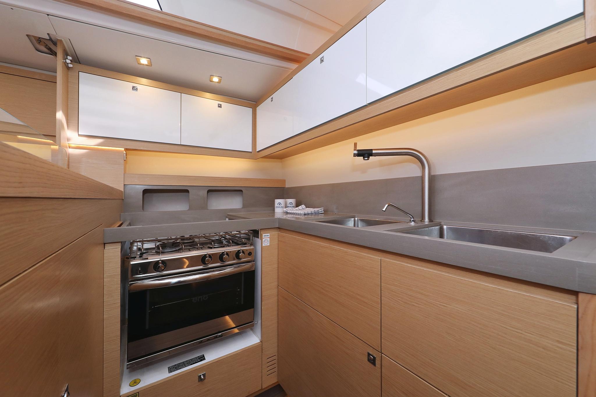 Dufour 530, picture 20