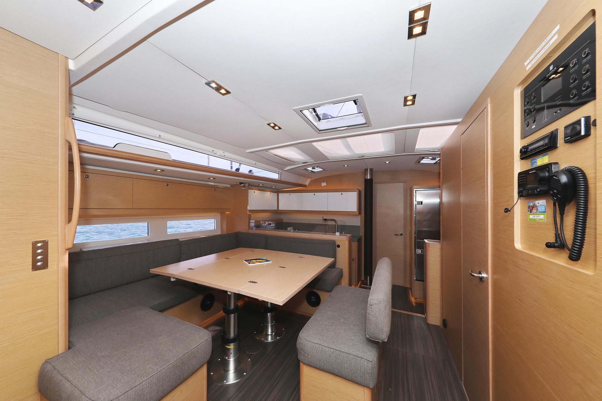 Dufour 530, picture 14