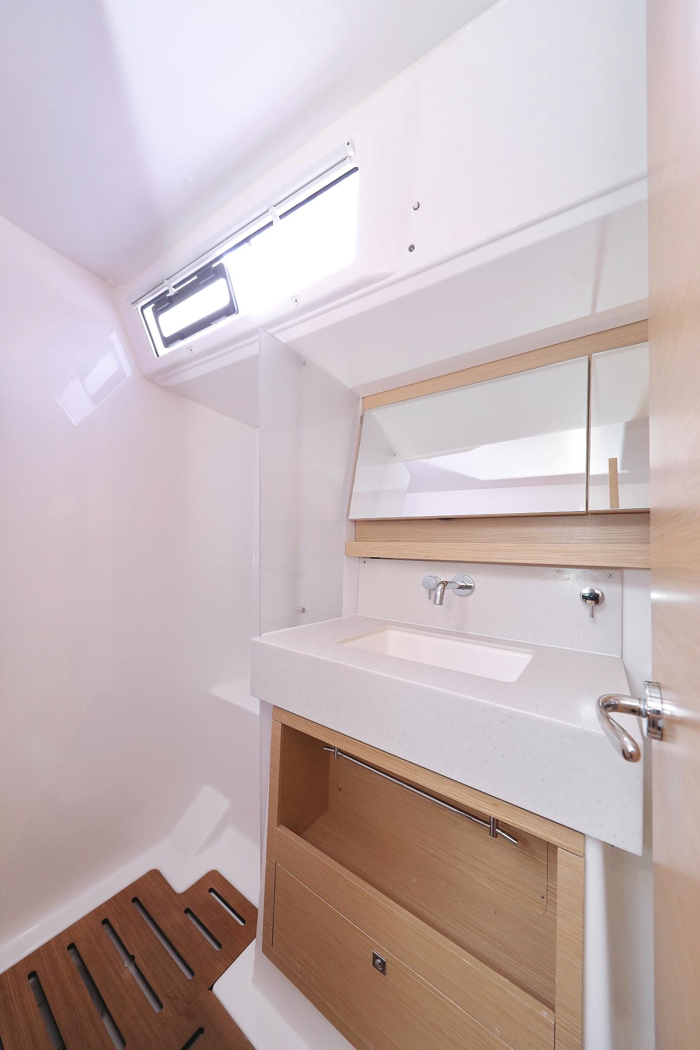 Dufour 530, picture 38