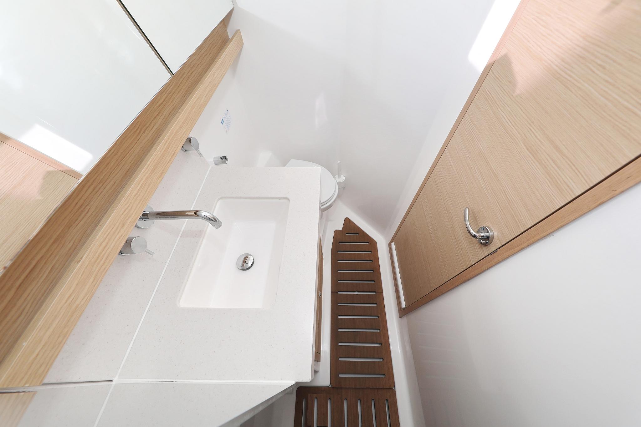 Dufour 530, picture 39