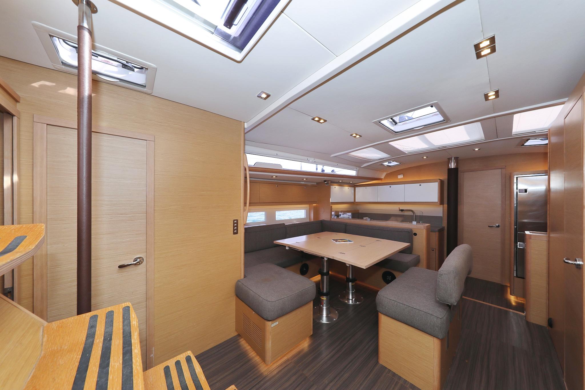 Dufour 530, picture 13