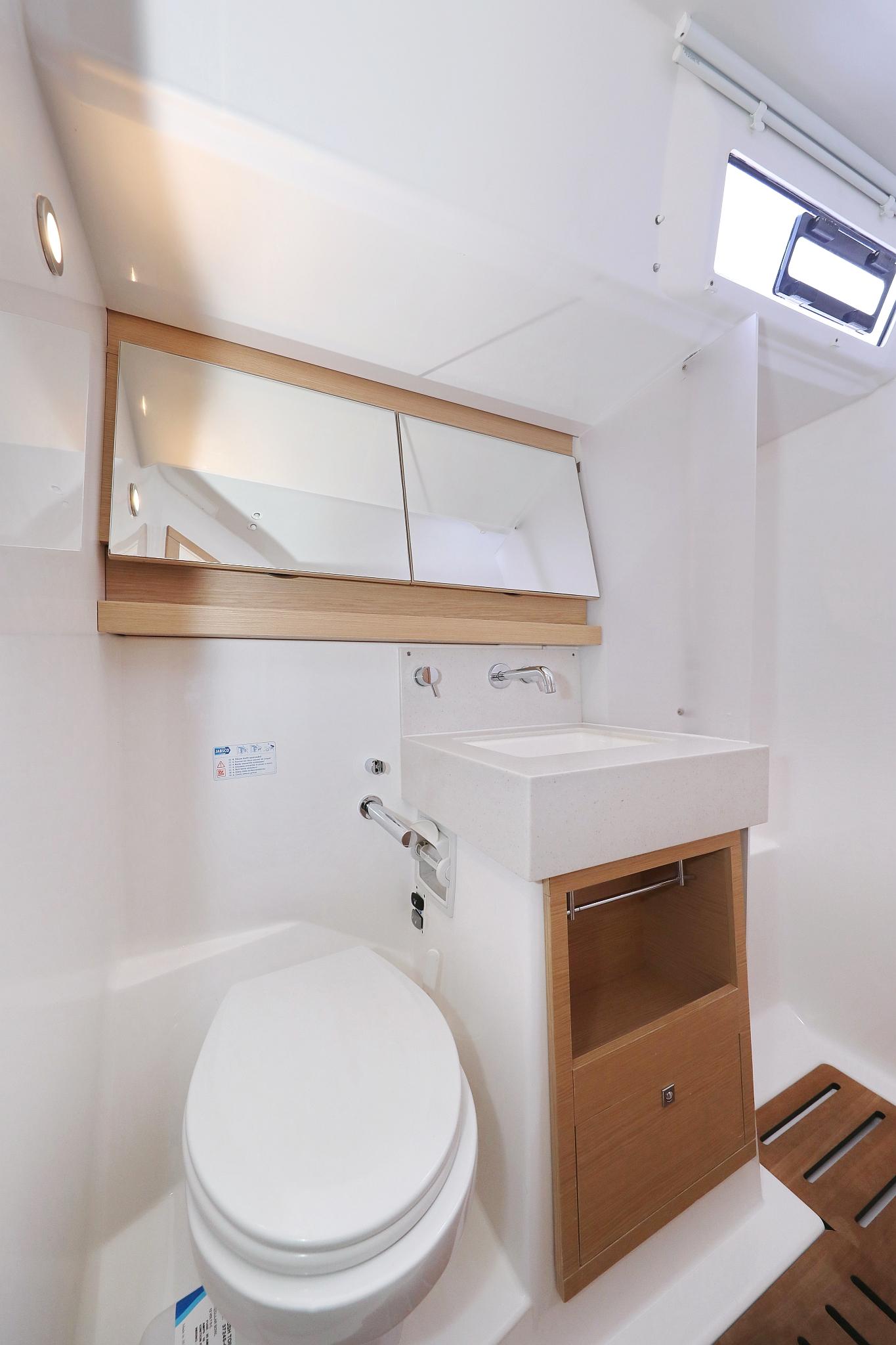 Dufour 530, picture 37