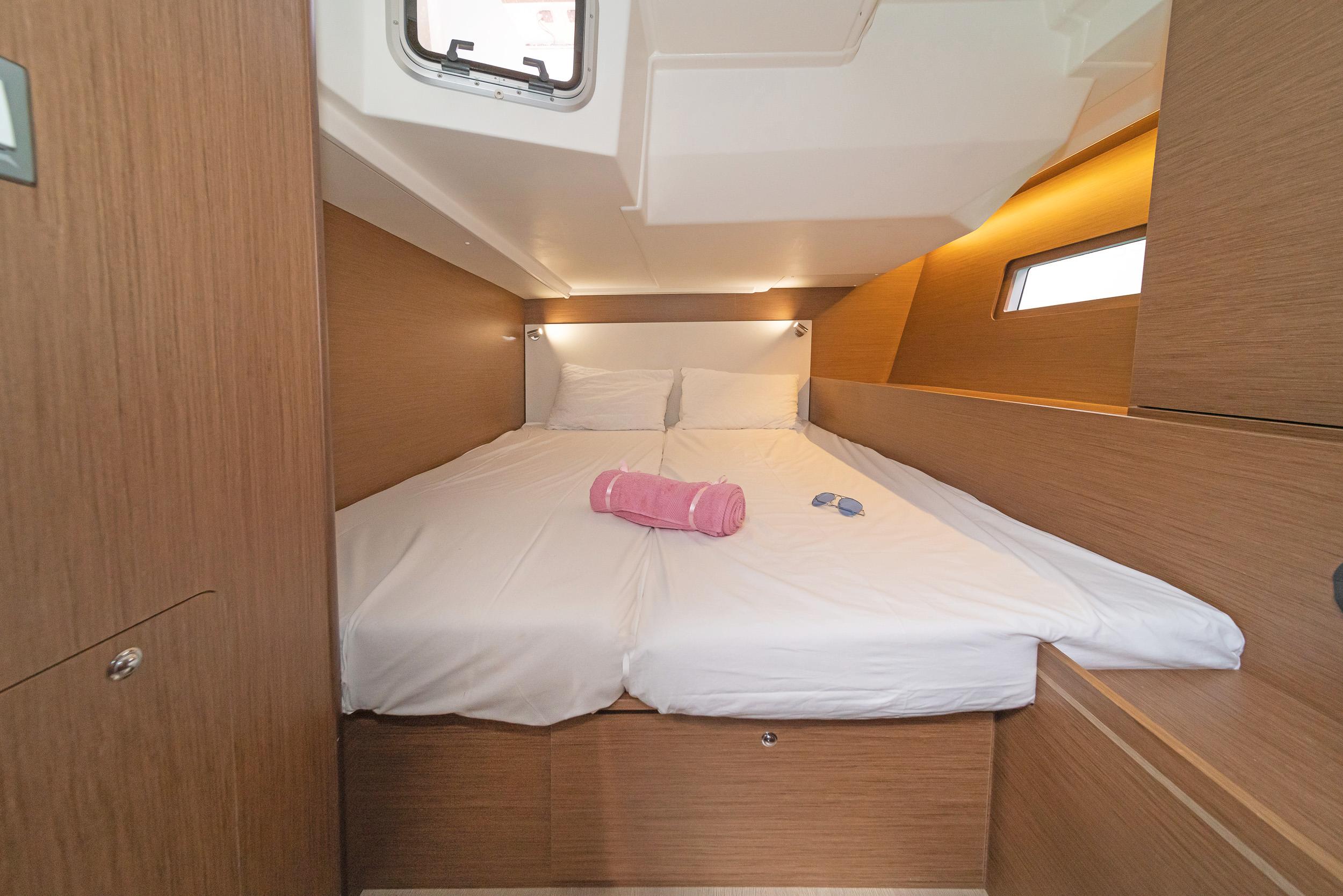 Oceanis 51.1 - 5 + 1 cab., picture 11