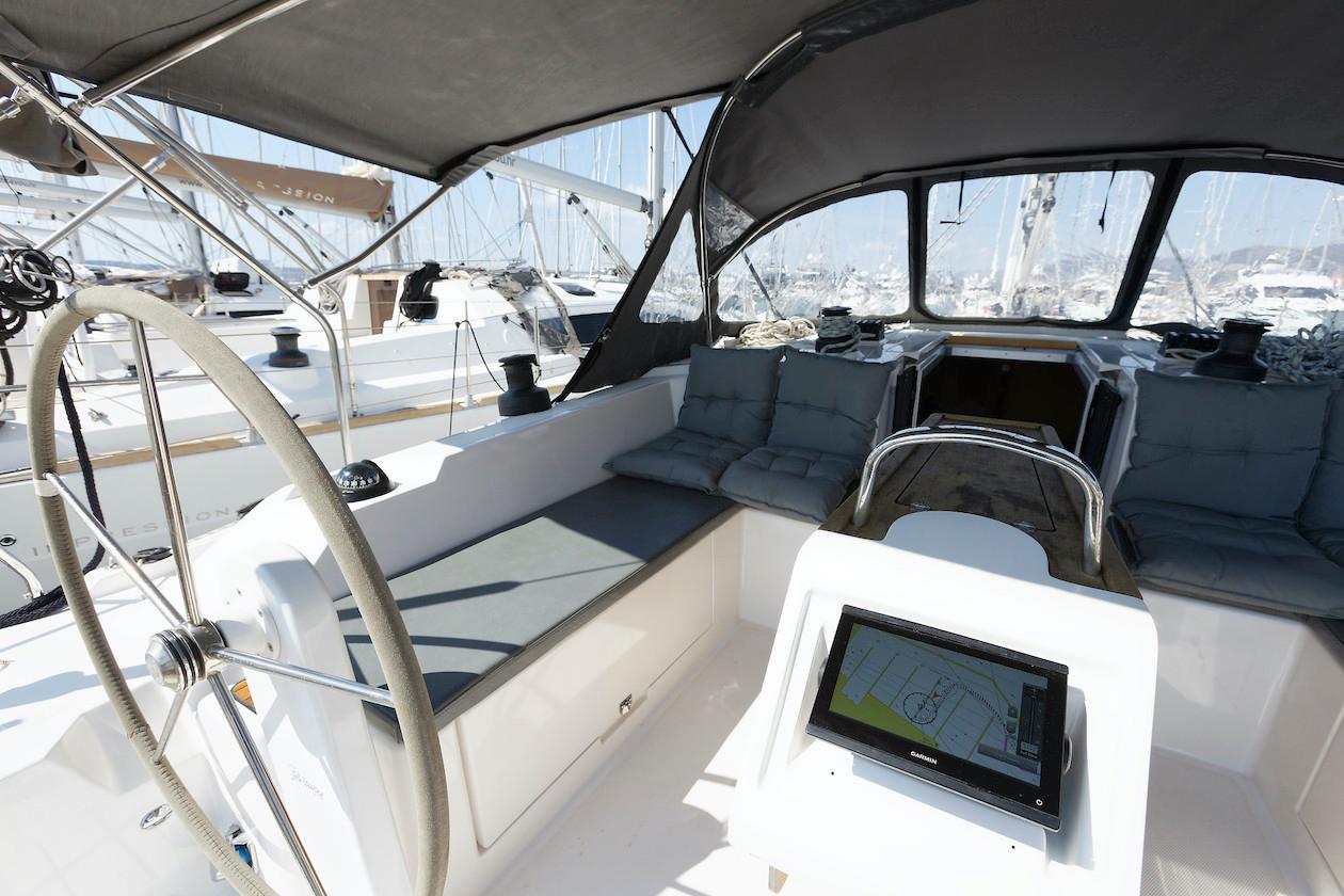 Bavaria C42, picture 5