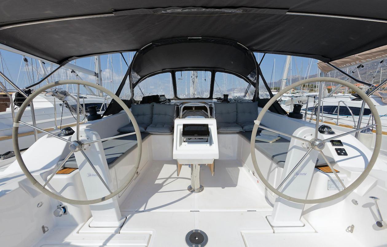 Bavaria C42, picture 3