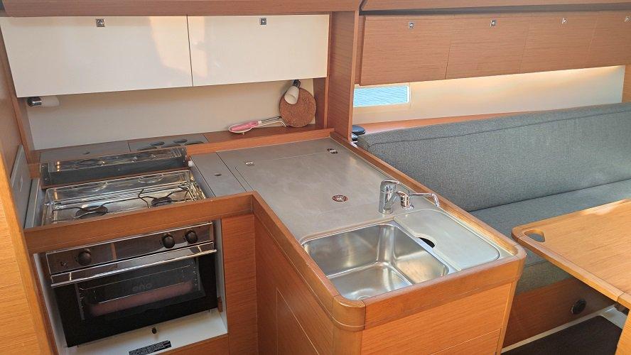 Dufour 360 GL - 3 cab., picture 11