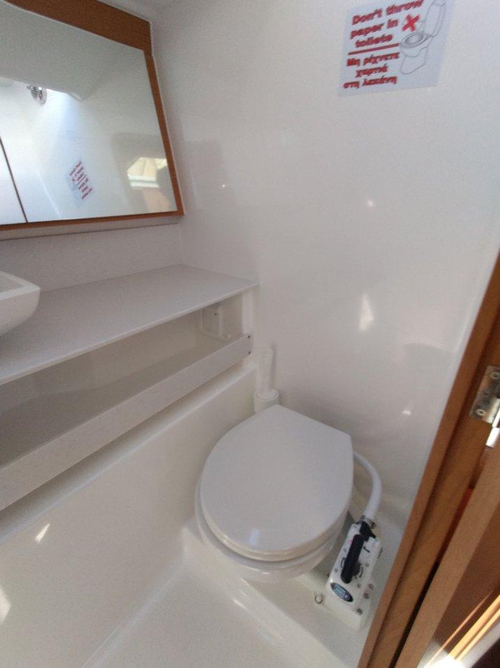 Dufour 430, picture 37