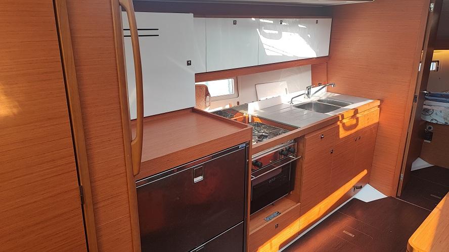 Dufour 390, picture 15