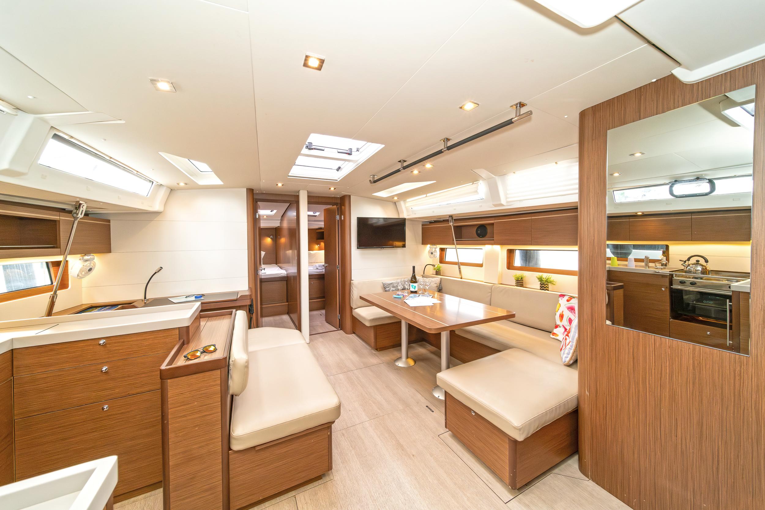 Oceanis 51.1 - 5 + 1 cab., picture 10