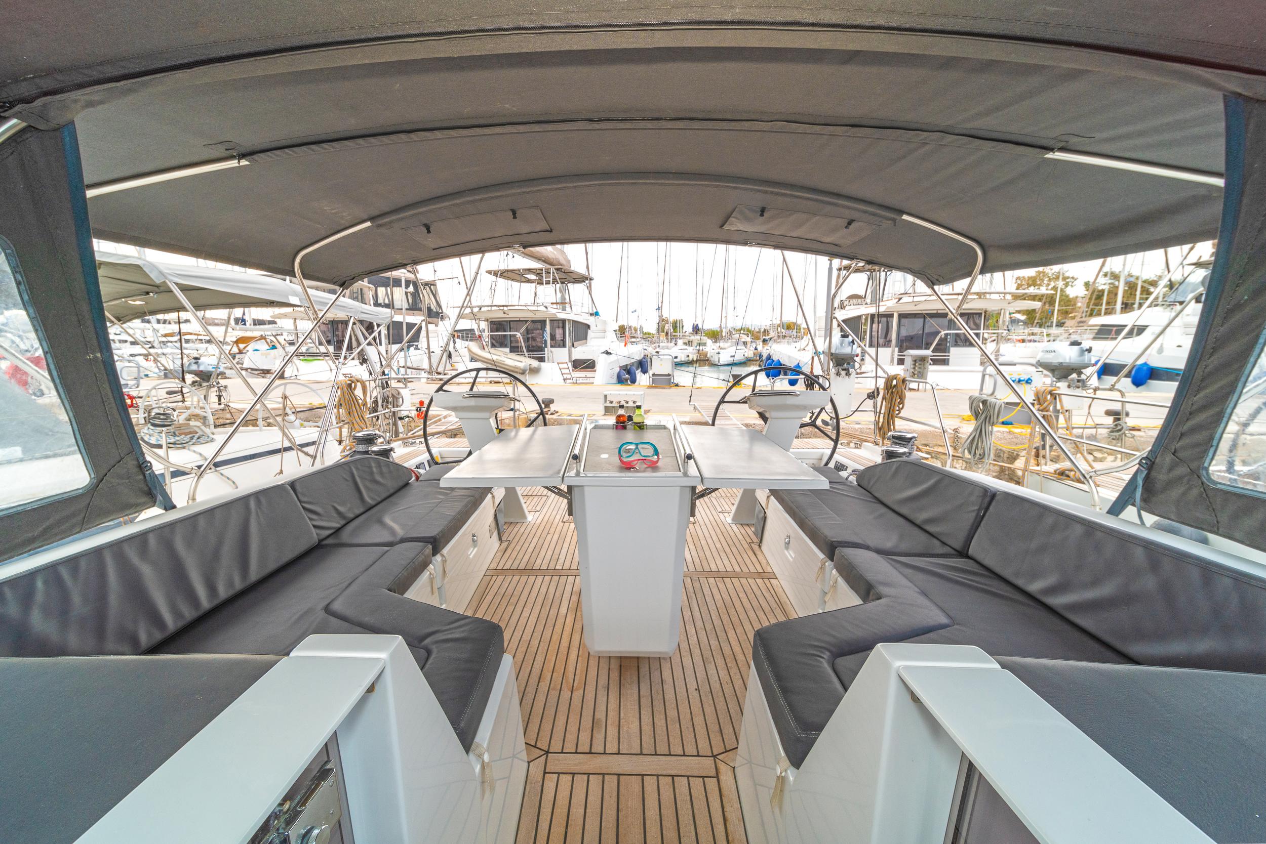 Oceanis 51.1 - 5 + 1 cab., picture 13