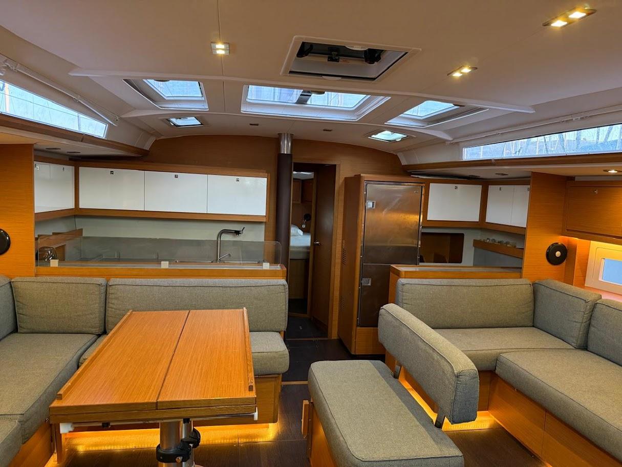 Dufour 530 - 4 + 1 cab., picture 5