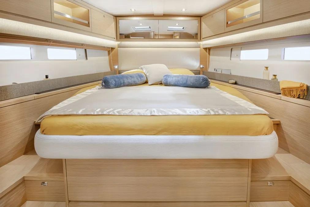 Dufour 530 - 4 + 1 cab., picture 12