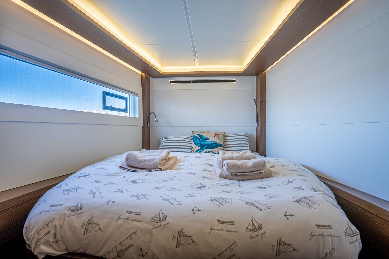 Lagoon 46 - 4 + 2 cab., picture 4