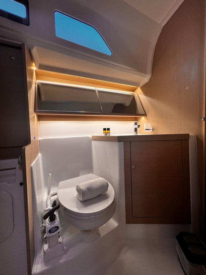 Oceanis 40.1 - 3 cab., picture 11