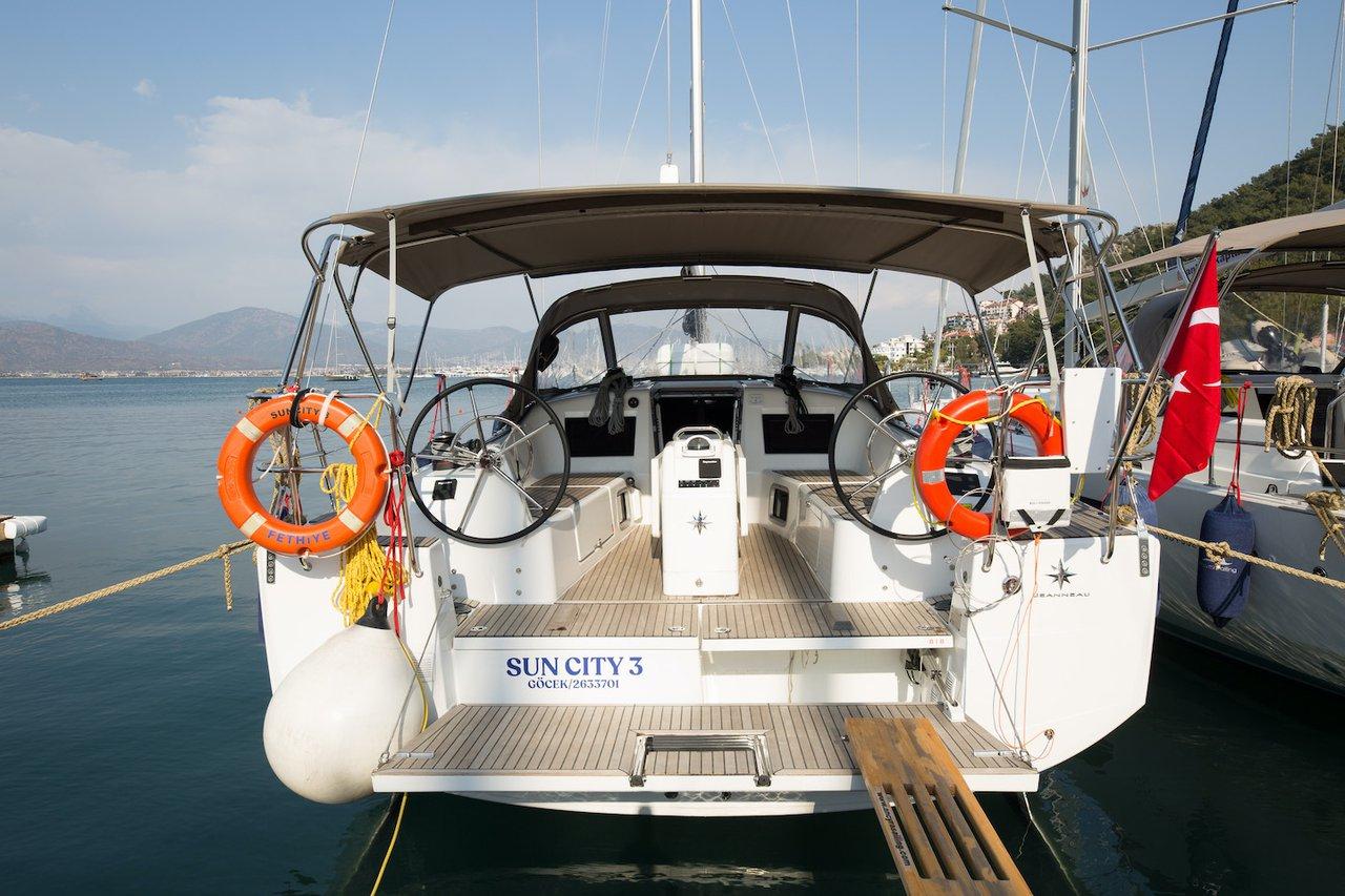 Sun Odyssey 410 - 3 cab., picture 1