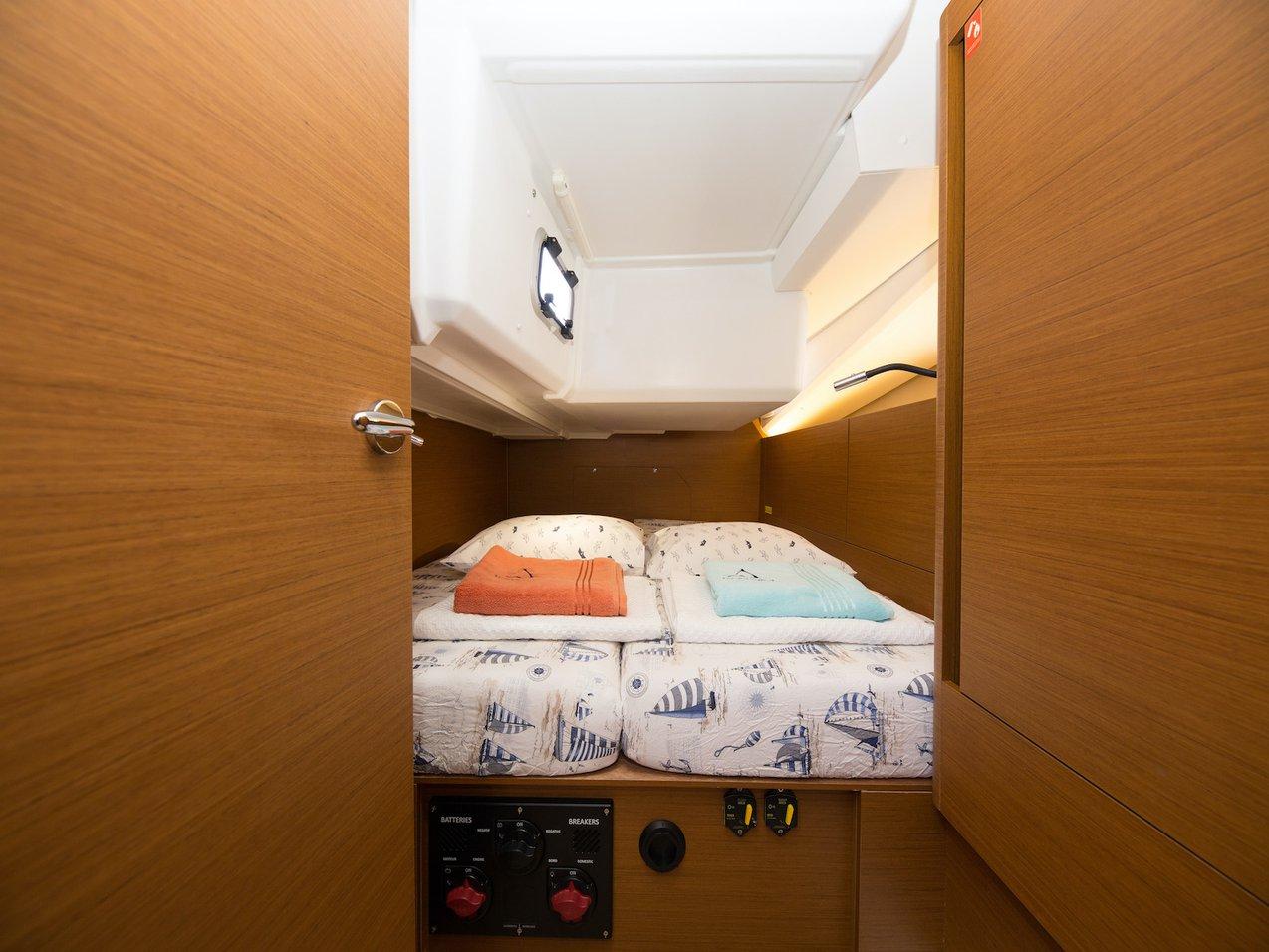 Sun Odyssey 440 - 4 cab., picture 9
