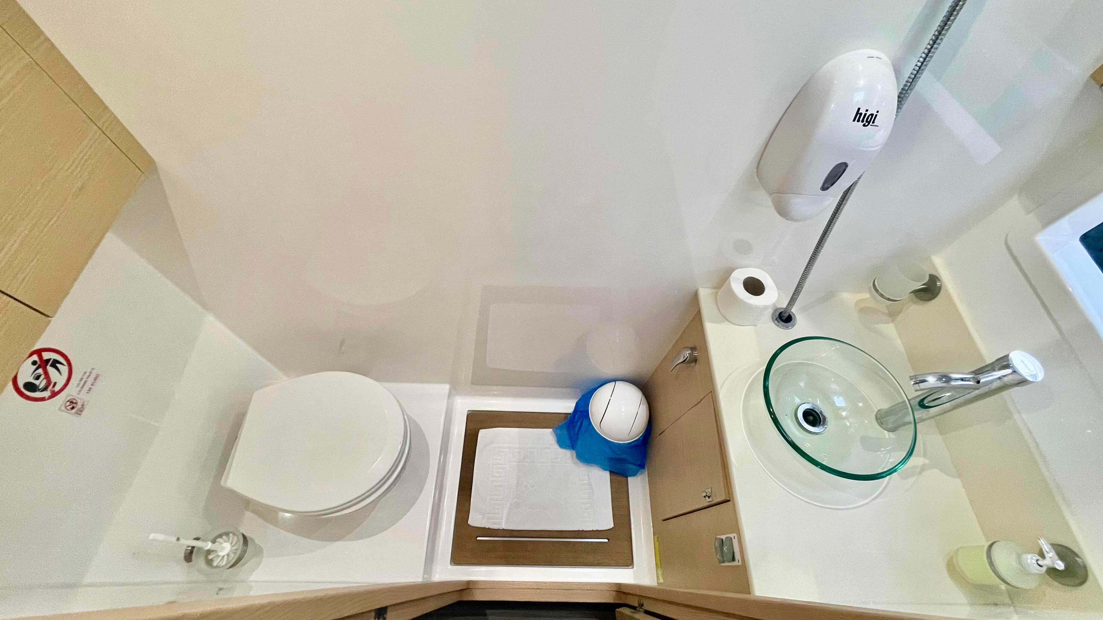 Dufour 48 Catamaran - 5 + 1 cab., picture 47