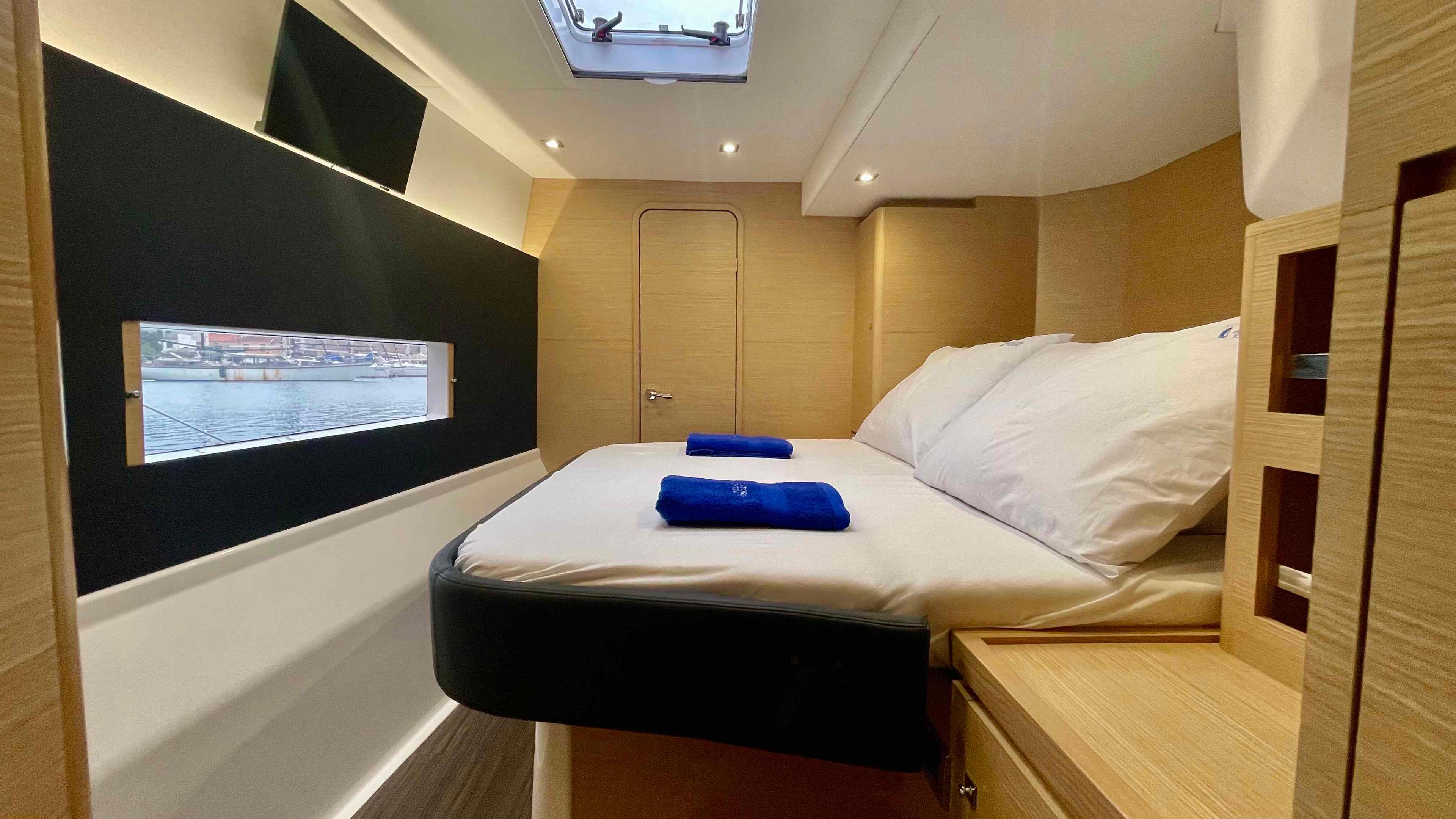 Dufour 48 Catamaran - 5 + 1 cab., picture 42