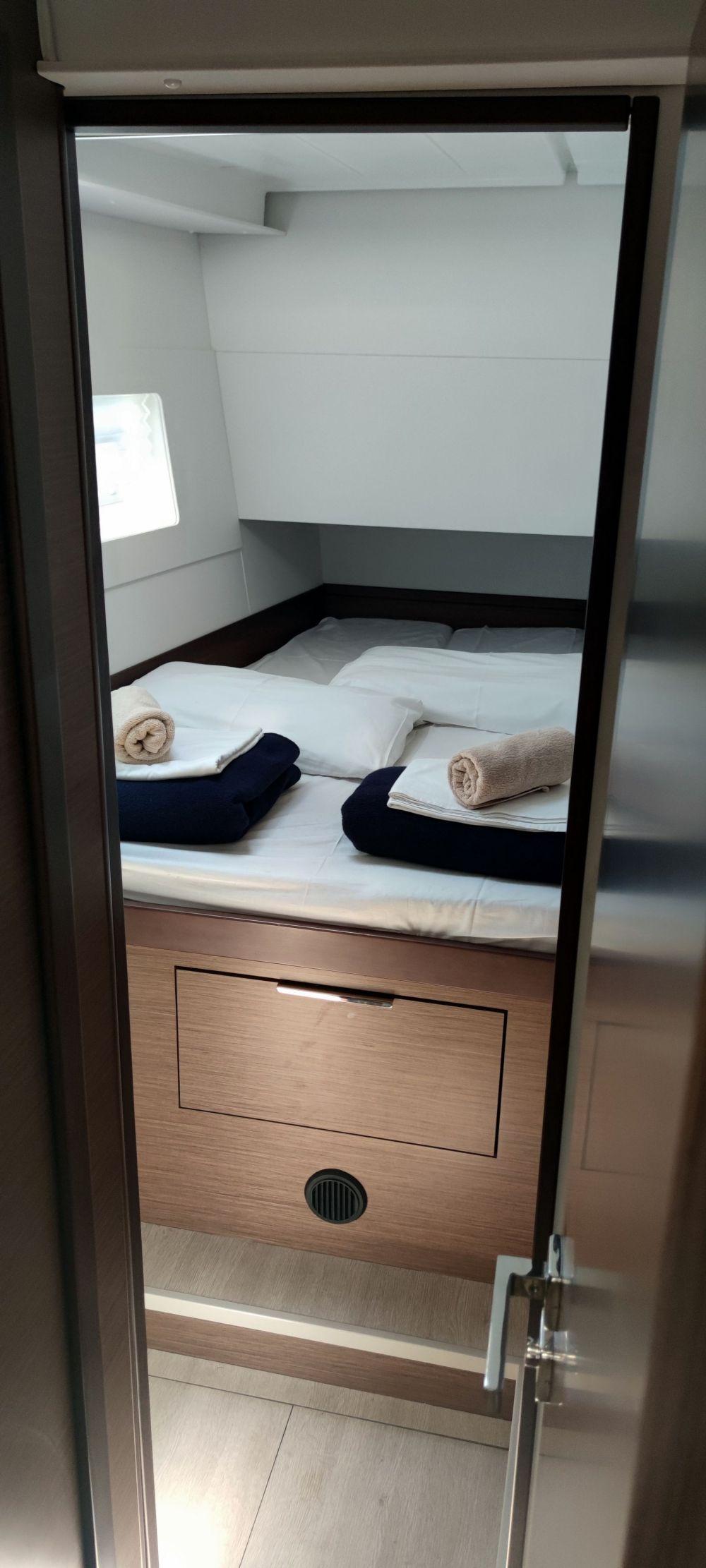 Lagoon 40 - 4 + 1 cab., picture 37