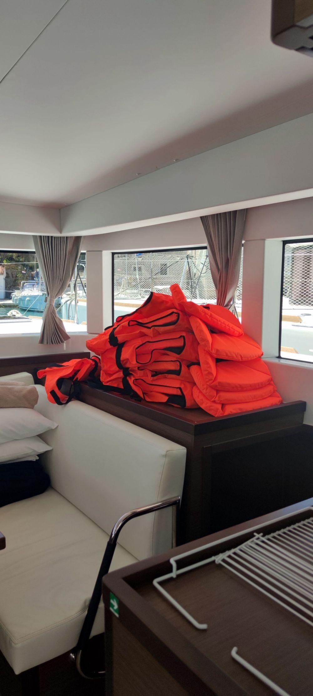 Lagoon 40 - 4 + 1 cab., picture 28