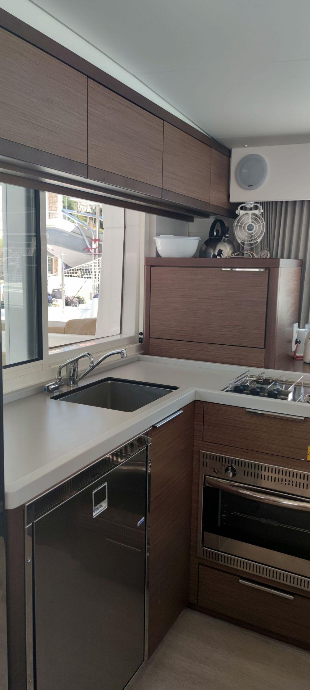 Lagoon 40 - 4 + 1 cab., picture 27