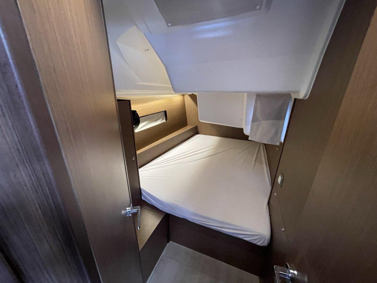 Oceanis 40.1, picture 8