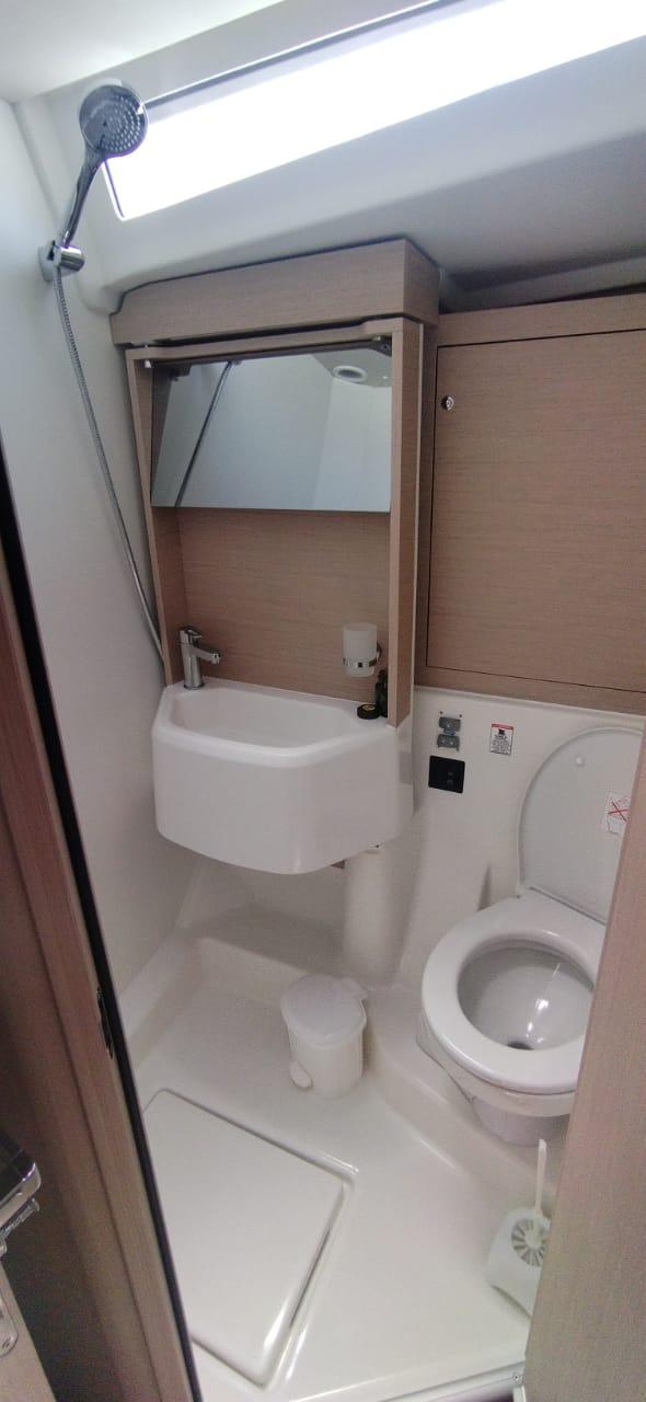 Oceanis 51.1 - 5 + 1 cab., picture 11