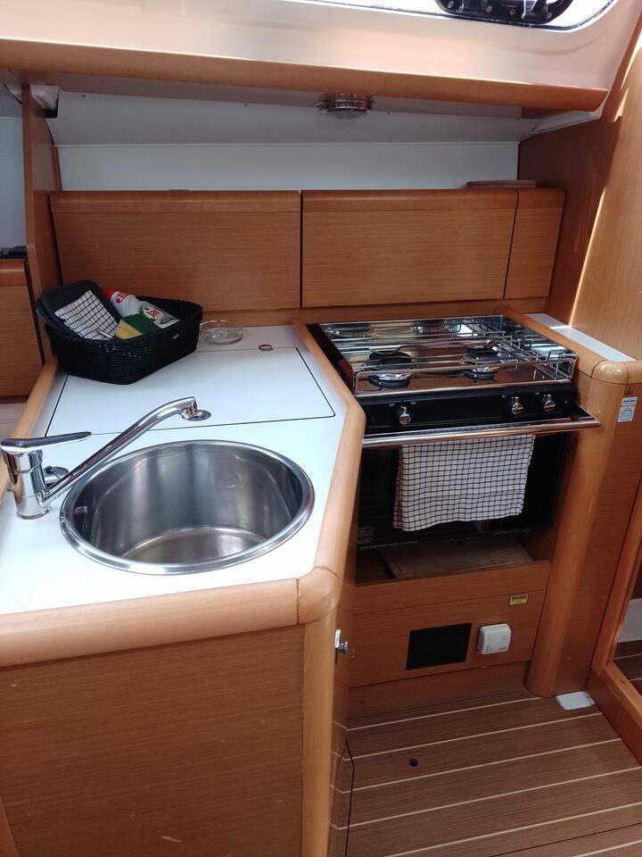 Sun Odyssey 33i - 2 cab., picture 7